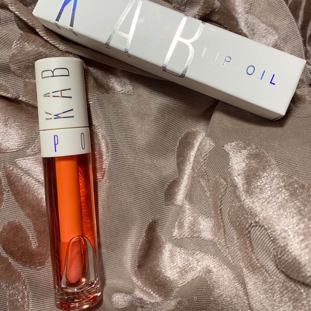 KAB COSMETICS HYDRATING LIP OIL
